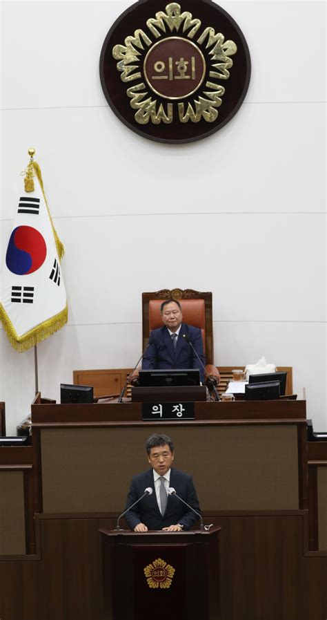 인사말 하는 서정협 권한대행 매일경제