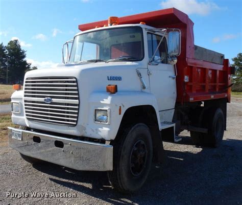 1987 Ford L8000 dump truck in Texico, IL | Item DH5182 sold | Purple Wave