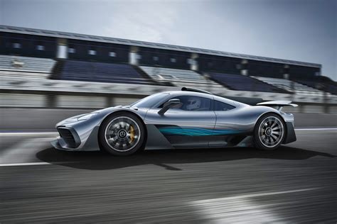 Mercedes AMG Project ONE Concept Hyper Sportwagen mit über 1 000 PS