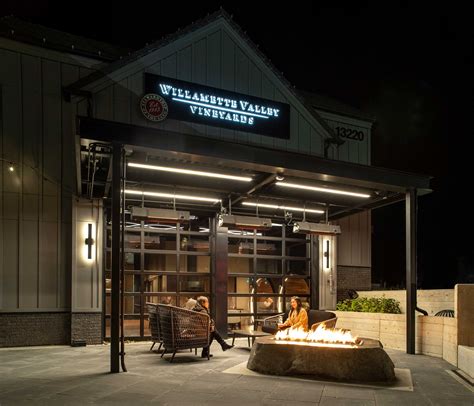 Willamette Valley Vineyards Restaurant And Tasting Room Hospitality