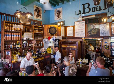 La Bodeguita Del Medio Habana Vieja La Habana Cuba Stock Photo Alamy