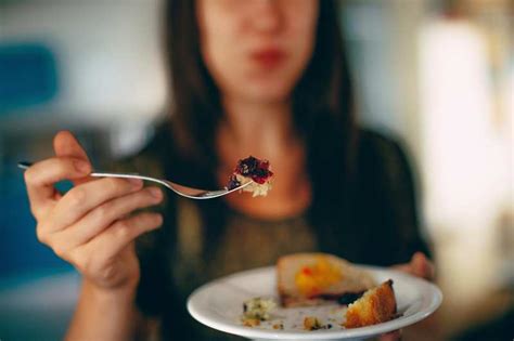 Cómo Evitar La Ansiedad Por La Comida Y Controlar El Peso De Manera Saludable