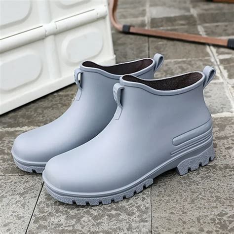 Fashionable Versatile Waterproof Rain Shoes For Men Women Outdoor Anti