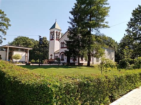 A picture of a Serbian Orthodox Church I visited two days ago. : r ...