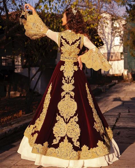 Oynamak Gayret Baba Albanian Traditional Wedding Dress Dinlemek Acayip