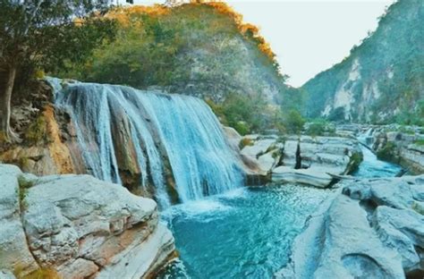 Jelajahi Keajaiban Air Terjun Di Pulau Sumba Pesona Alam Yang Menyegarkan