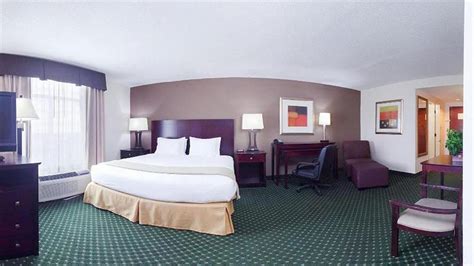 Discount Coupon for Holiday Inn Express Murfreesboro Central in Murfreesboro, Tennessee - Save ...