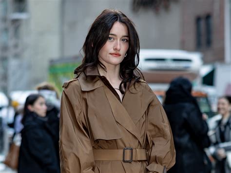 Zendayas Nude Makeup And Supernatural Highlighter On Instagram Vogue