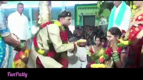 हँसते हँसते पागल हो जाओगे Funny Indian Wedding Varmala Jaimala Video 1