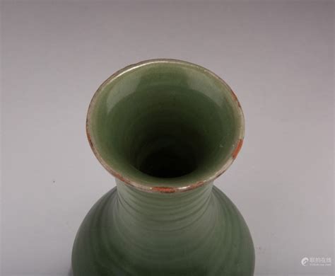 Bidlive Longquan Ware Small Celadon Vase