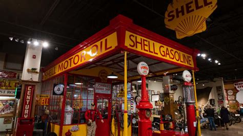 1920s Shell Service Station at From the John Parham Estate Collection ...