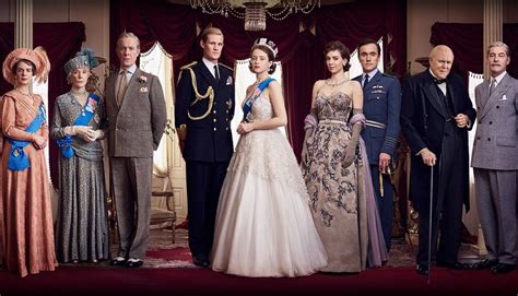 The Queen The Crown Cinq œuvres sur la famille royale d Angleterre