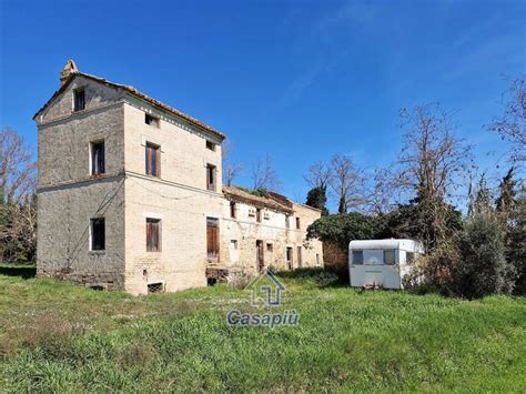 Vendita Casa Colonica In Via Piane Di Monteverde Montegiorgio Da