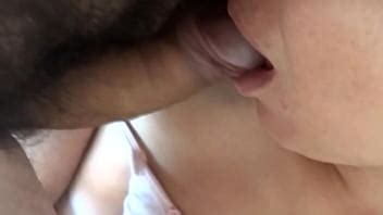 Mi Esposa Latina De A Os De Edad Disfruta Mamando Las Enormes Pollas De Sus Alumnos