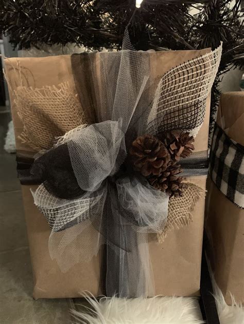 Pin By Katy Tuggle On F E S T I V E Christmas Gift Wrapping Diy