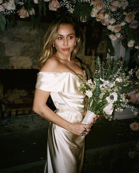 Miley Ray Cyrus On Twitter Miley Cyrus Wedding Miley Cyrus Style