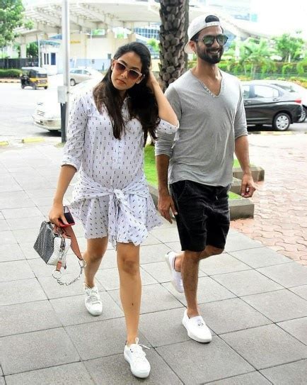 Pregnant Mira Rajput Shows How To Do Maternity Fashion Right Indiatoday