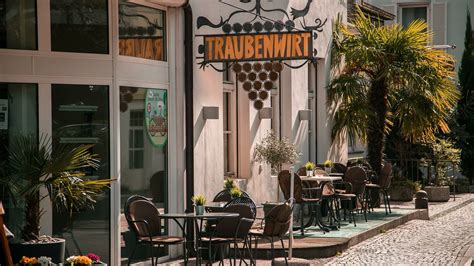 Restaurant Pizzeria Caf Traubenwirt Marling Marlengo South Tyrol