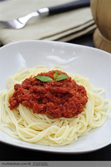 Spagetti Bolognese Bolonez Sos Mutfak S Rlar Pratik Yemek Tarifleri