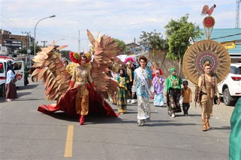 Pawai Karnaval Budaya Awali Rangkaian Kegiatan Hut Ke Kota Belopa