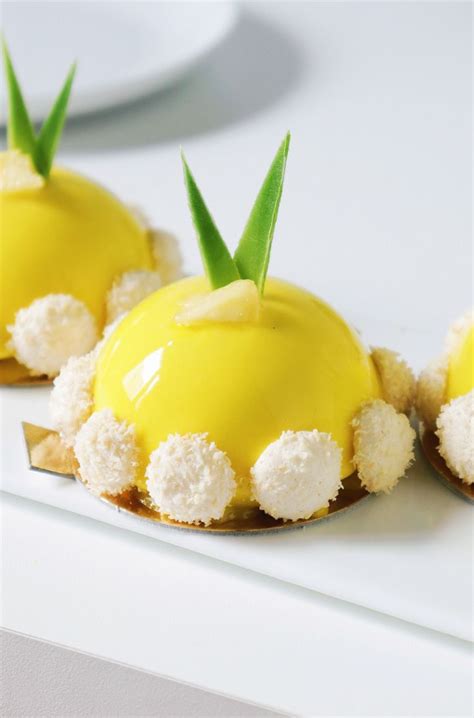 Dômes Ananas noix de coco et vanille Entremet Recette Olivia