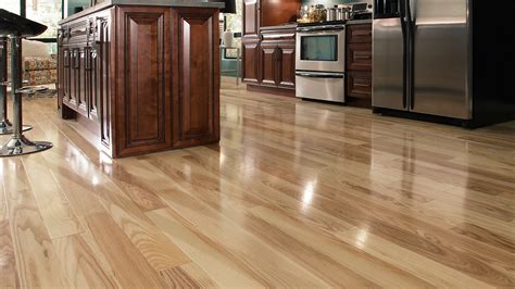 14 Amazing Light Brown Hardwood Floors 2024