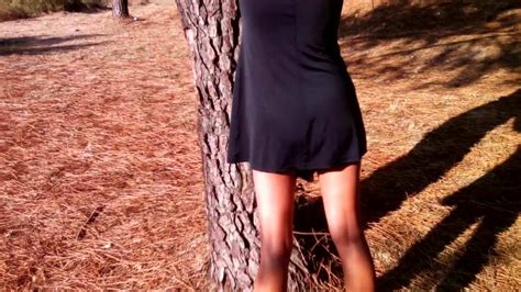 Mała czarna sukienka i duży czarny dildo xHamster