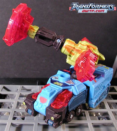 Energon Signal Flare Toy Review Ben S World Of Transformers