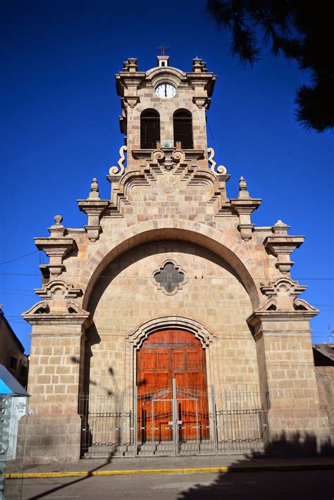 Templo De La Merced En La Ciudad Juliaca