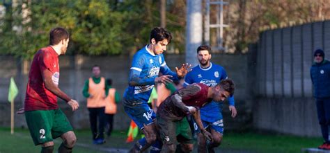 Maltempo La Lega Nazionale Dilettanti Sospende I Campionati Di Calcio