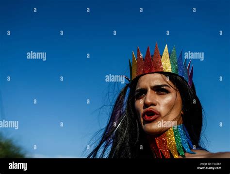 Marcha por el orgullo Gay Manifestación por igualdad y respeto a comunidad LGB Lésbico gay