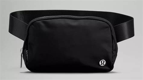 The Lululemon Belt Bag That Is Worth The Hype