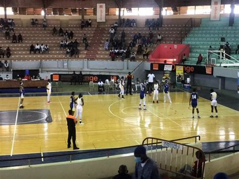 Basket Coupe du Maire 1 2 finales Suivez la première demi finale l