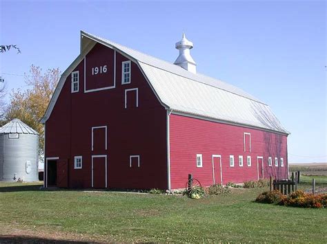 Born To Love Barns See 100 Of Them Inside And Out On Iowa Barn Tour