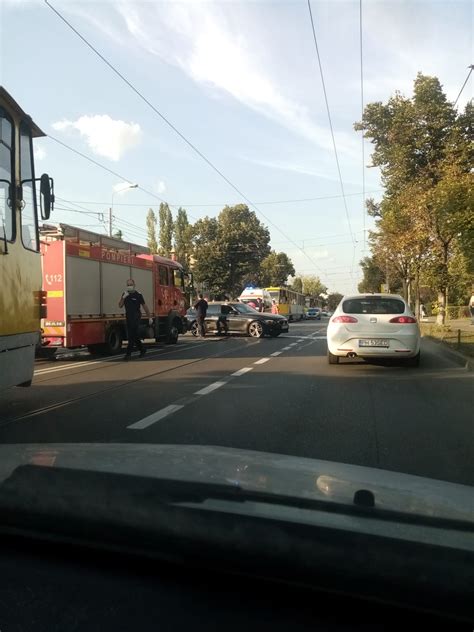 Accident rutier pe Șoseaua Vestului Un tânăr a ajuns la spital