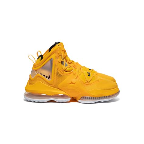 Nike LeBron 19 (University Gold/Black) – CNCPTS