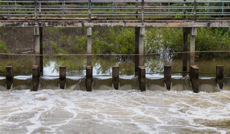 Overflow dam spillways. 7519801 Stock Photo at Vecteezy