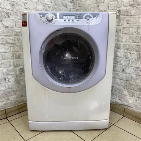 Hotpoint Ariston AQSF 105 CSI Узкие стиральные машины