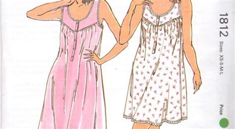 Kwik Sew 1812 1980s Misses Ruffled Sleeveless Scoop Neck Nightgown