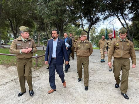 Gobernador Crisóstomo y Director General de Carabineros anuncian