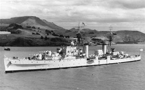 Hmnzs Royalist 1954