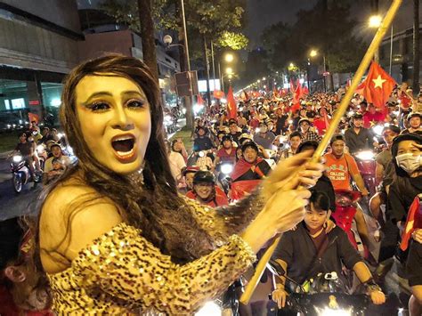 Sao Việt ngày Cao Thái Hà diện bikini khoe vòng nóng bỏng VietNamNet