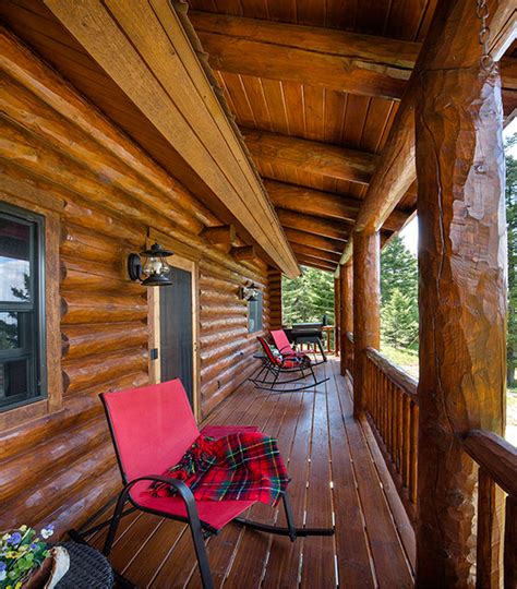 A Perfectly Customized Cabin in Montana