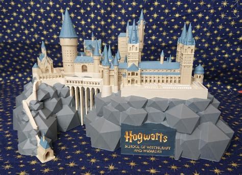 3D file Hogwarts Castle Wizardry・Model to download and 3D print・Cults