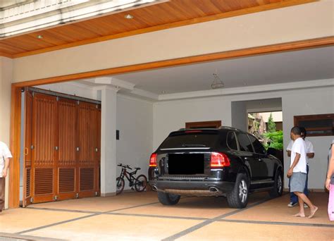 Desain Rumah Minimalis Dengan Garasi Mobil Homecare