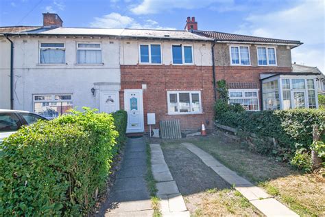 3 Bedroom Terraced House For Sale In Holcombe Road Birmingham B11 3pl