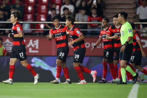 현장인터뷰 코리아컵 결승 진출 박태하 포항 감독 역사적인 장소에서 스포츠조선