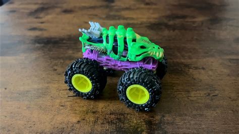 Hot Wheels Monster Trucks 2024 Skelesaurus Review YouTube