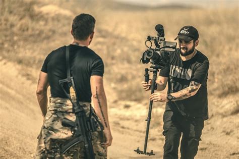 Nikol възпя любовта, преминаваща през време и пространство - MediaCafe