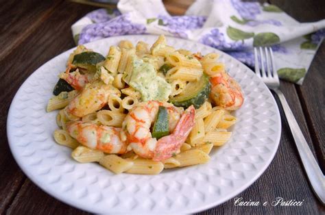 Pasta Con Gamberi Zucchine E Crescenza